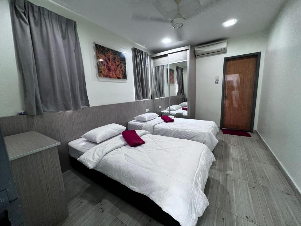 Naam Boutique Lodge Port Dickson Exterior photo